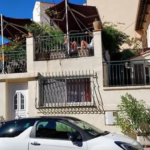 Hostal Crew Lighthouse, Antibes