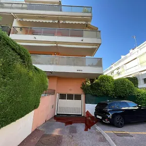  Appartement Superbe Avec Terrasse Au Cap D'antibes