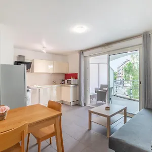  Appartement Le Printemps, Centre Juan Les Pins , 100m Des Plages, 70m De La Gare De Juan Les Pins
